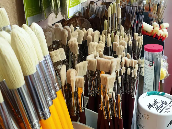Artist Brushes